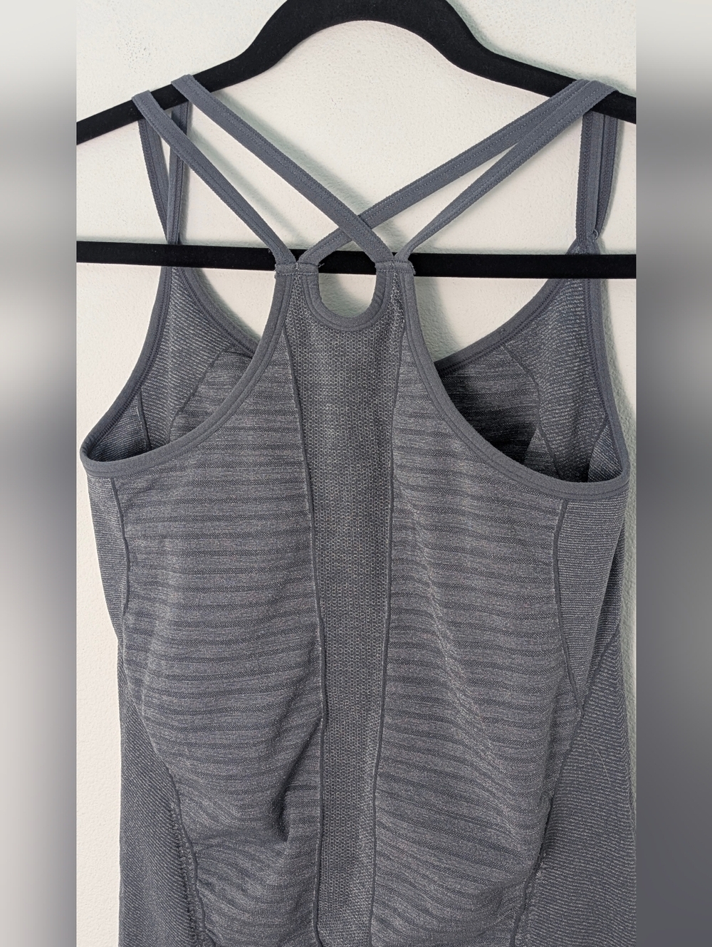 Zella Grey Dry-Fit Spaghetti Strap Runners Tank Top Size L Race Back Gym Yoga - Picture 6 of 10